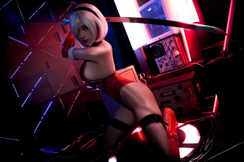 Косплей 2B в рождественском наряде из NieR Automata от NiannianD