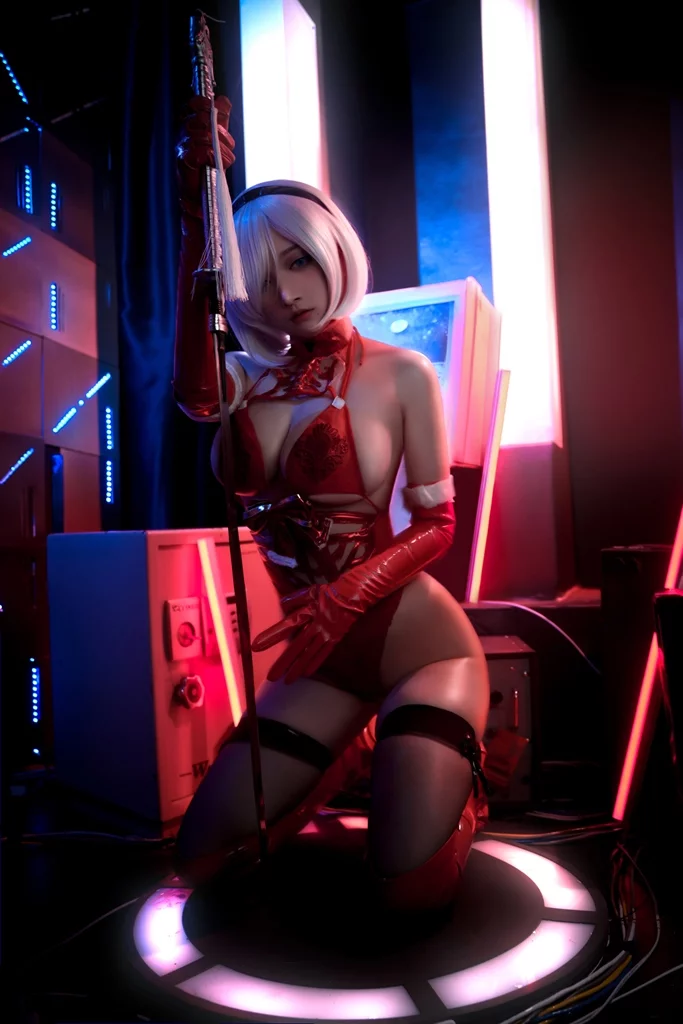 Косплей 2B в рождественском наряде из NieR Automata от NiannianD