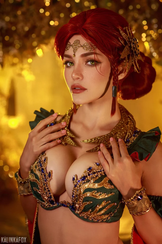 Косплей Triss Merigold в интересном белье из серии The Witcher от Kalinka Fox