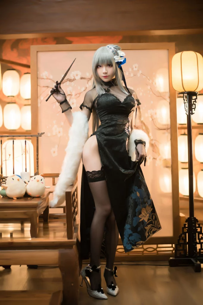 Откровенный косплей Saint Louis из игры про боевые корабли Azur Lane от Tomoyo