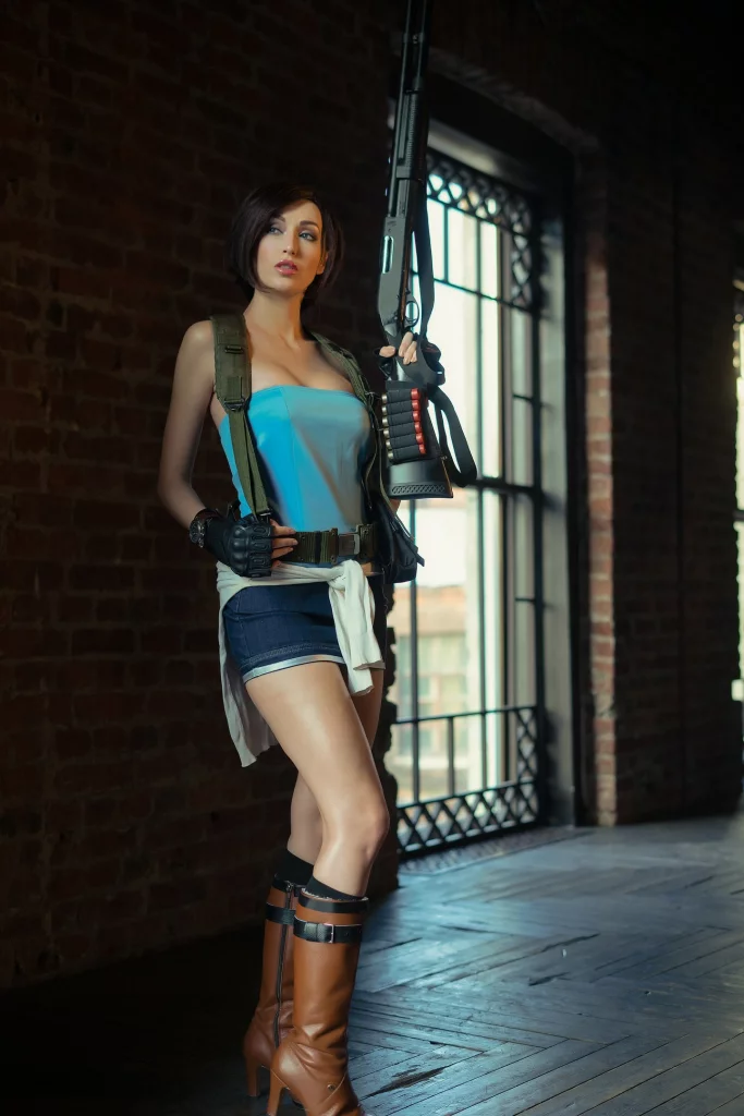 Косплей оперативницы Jill Valentine из серии хорроров Resident Evil от Lera Himera 