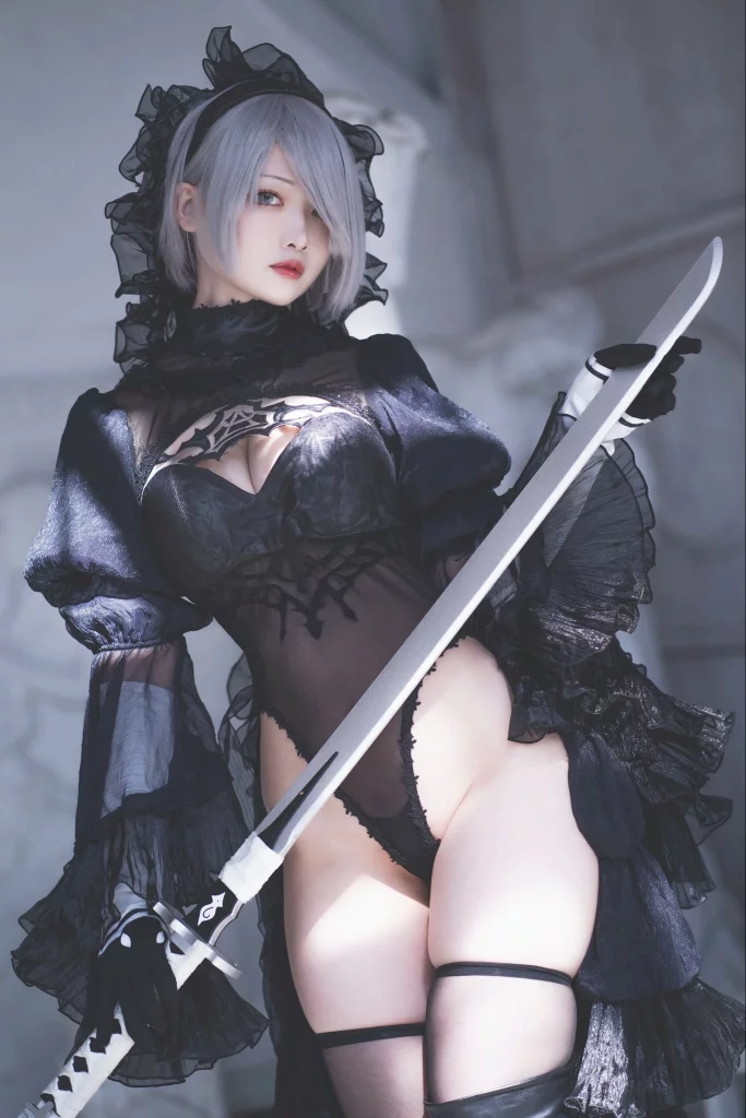 Косплей Чёрной Невесты 2B из NieR Automata от MinaseAiri