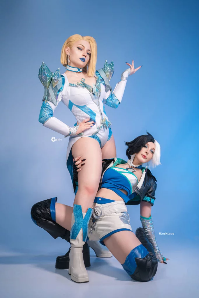 Косплей Emma Frost и Luna Frost из Marvel Rivals от CarryKey и Hioshicos