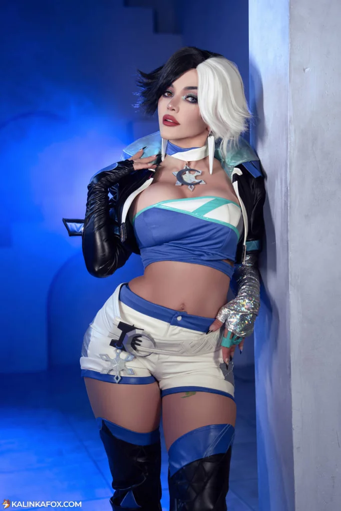 Косплей Luna Snow из Marvel Rivals от Kalinka Fox