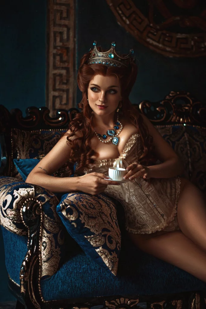 Косплей Anna Henrietta из The Witcher 3: Wild Hunt Blood and Wine от Sophie Katssby