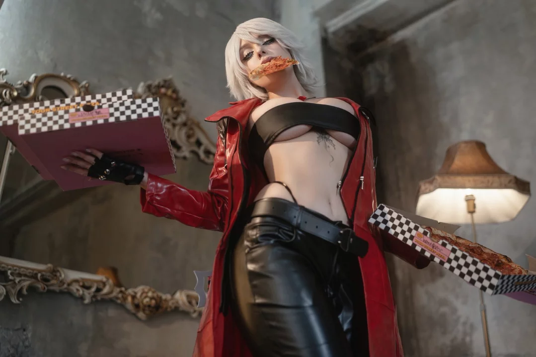 Косплей фем версии Dante из серии Devil May Cry от Elsie Vi